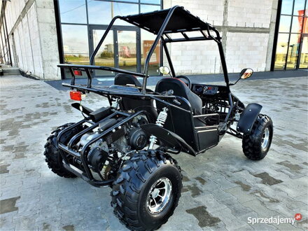Buggy 250  Čierna 200cc 2220*1330*1520mm